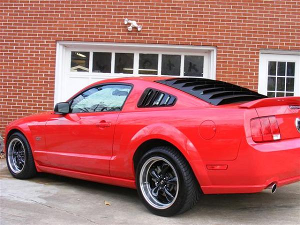 Rear Window Louvers Installed-dscf2008-small-.jpg