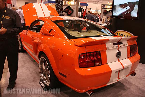 TRUFIBER HOODS for Those with GT500 front Fascia!-mustangworld_sema07_pic_385_jpg.jpg