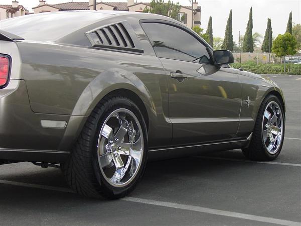 Anyone with larger than 275's on a 10" rim??-toyos-007-large-.jpg