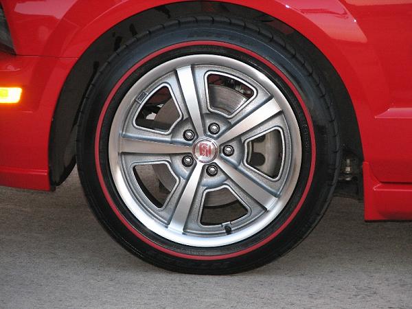 Post a pic of the hottest wheels on a s197-cs69-redlines.jpg