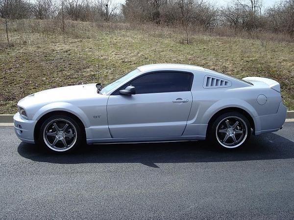 Prototype theme Mustang-mustang-pic-4.jpg