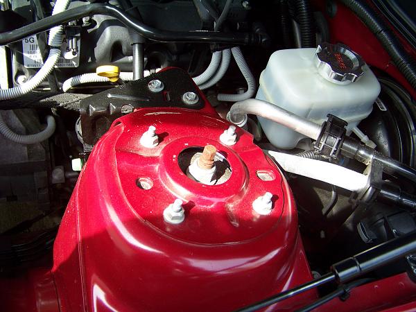 Pic Request...Midwest Auto Strut Tower Covers...-strut_caps_3.jpg
