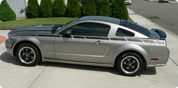 Want Black GT emblem-done-r.jpg
