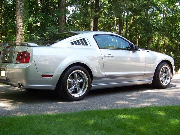 Segway thread: Guys with 18's and lowered, post pics!-100_0323.jpg