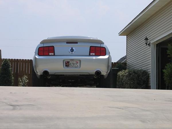 SHOW US YOUR WHEELS 2005-2009 S-197 GEN 1 Only *-mustang-002.jpg
