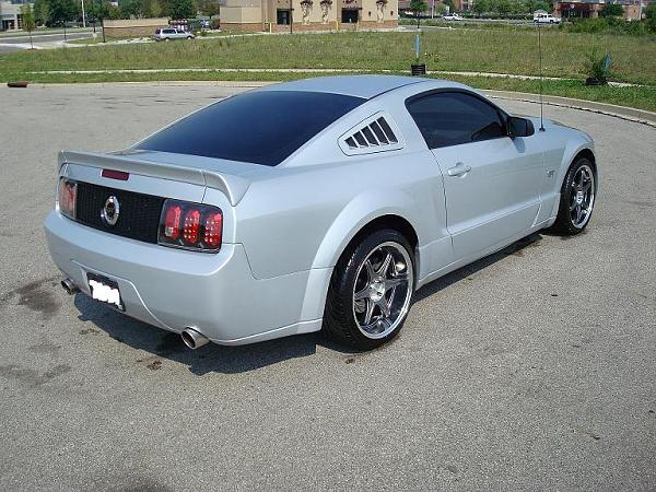 Concept Mustang-mustang-back-qtr-2a.jpg