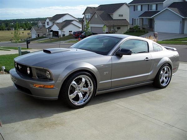 SHOW US YOUR WHEELS 2005-2009 S-197 GEN 1 Only *-100_0681-medium-.jpg