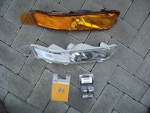 Different clear front turn signal lens-kit.jpg