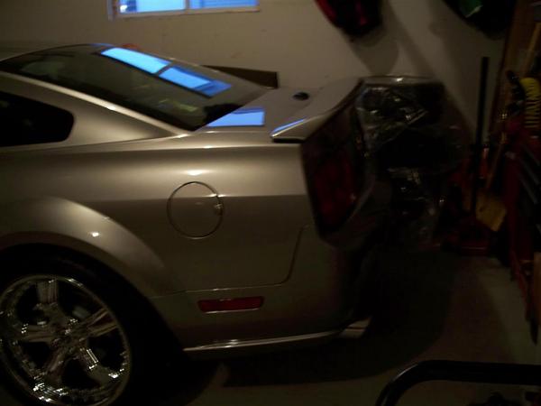 Has anyone installed a Ford GT500 rear spoiler?-100_0731-large-.jpg