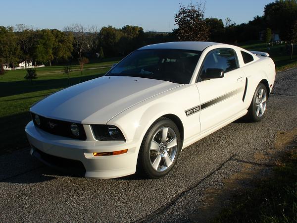 Lower Grille for our CS's-10-16-08-iowa-cruise-night-013.jpg