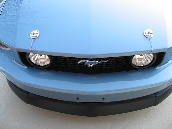 Hood Pin Opinions-mustang-015.jpg