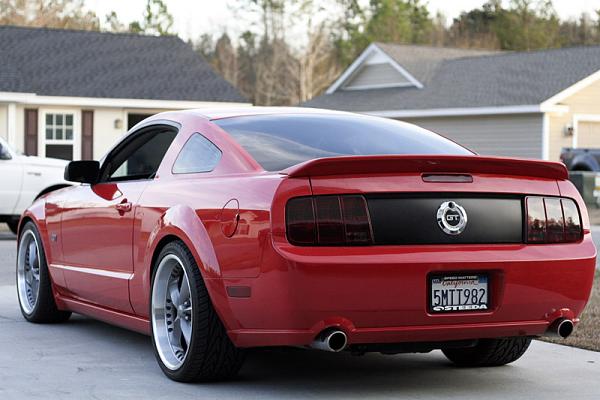 Anyone with blue mustang and blackout panel and tinted lights?-021209mustang03-1.jpg