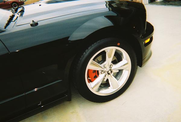 Painted my calipers today!-502744-r1-01-0a.jpg
