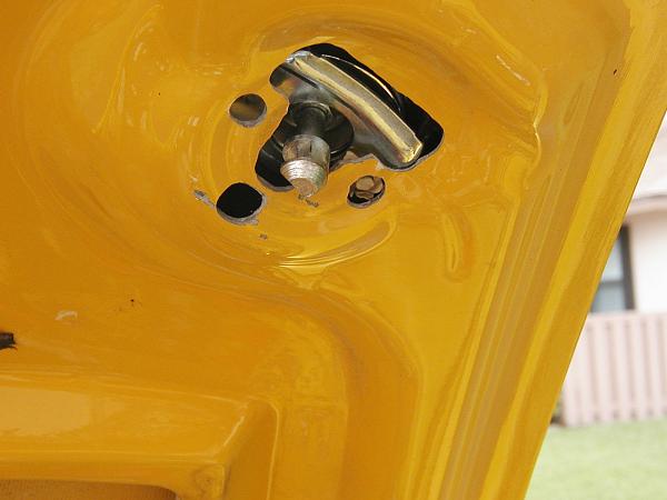Twist lock hood pins-hoodpins-16-.jpg