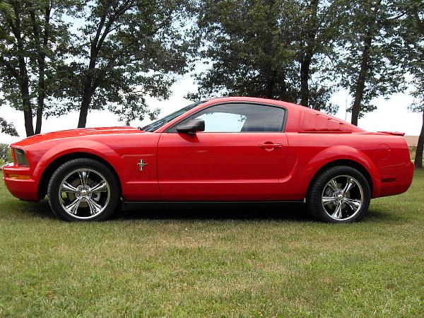 SHOW US YOUR WHEELS 2005-2009 S-197 GEN 1 Only *-striped-006.jpg