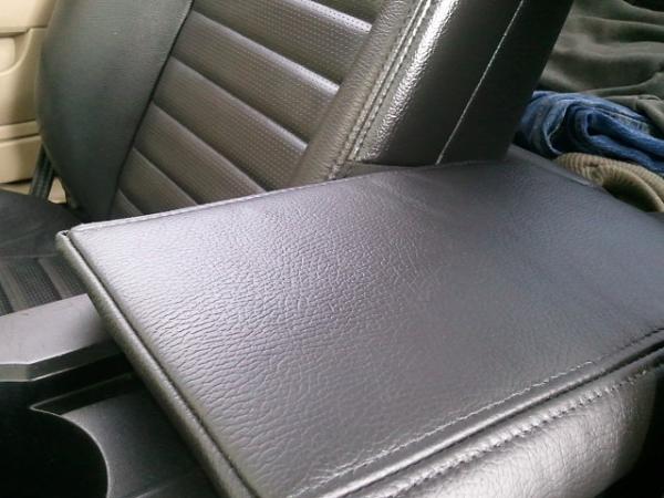 Upgrade your console armrest to leather or Alcantara-2013-02-27-12.35.54.jpg