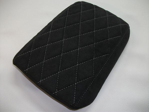 Upgrade your console armrest to leather or Alcantara-dscf3328-640x480-.jpg