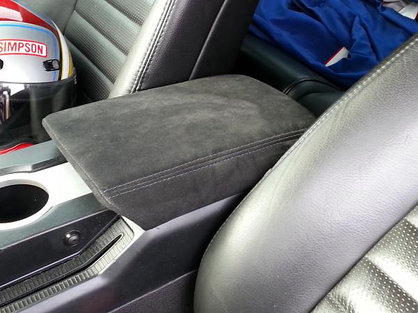 Upgrade your console armrest to leather or Alcantara-20130123_094236.jpg