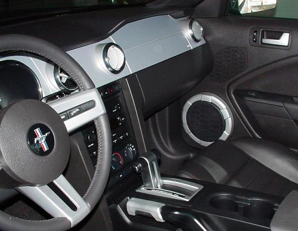 Let's see those Interior mod pics!!!!-ebrake.jpg
