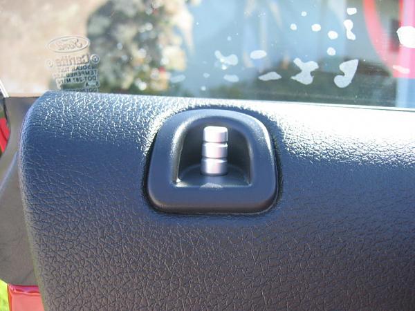 Recomendations for door lock knobs?-img_7825m.jpg