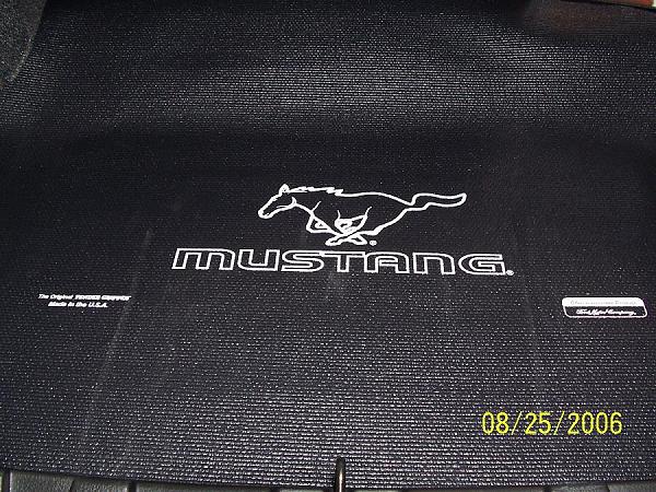 Trunk carpet material?-trunk-1.jpg