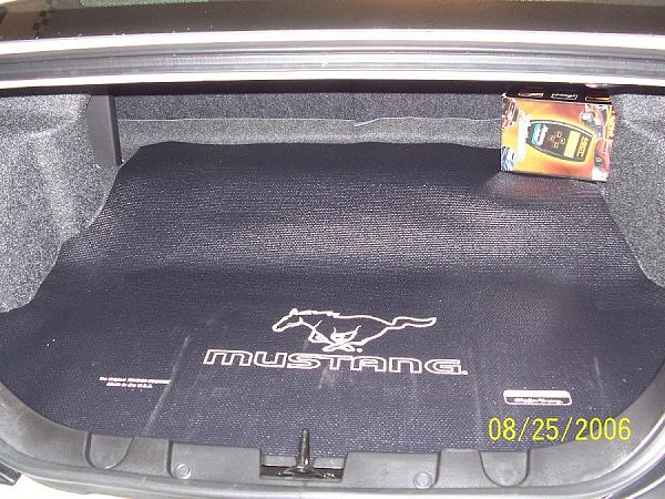 Trunk carpet material?-trunk-2.jpg