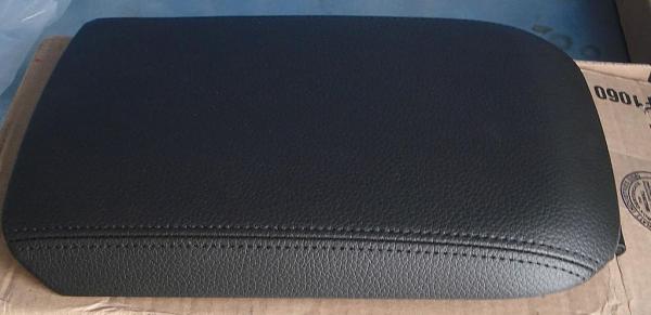 Cushioned center console arm rest-padded-leather-armrest2.jpg