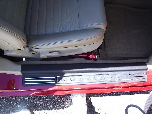 My first interior "mod" lol-p9050257_0126a.jpg