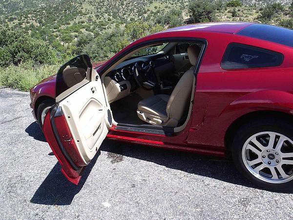 My first interior "mod" lol-p9050254_0129a.jpg