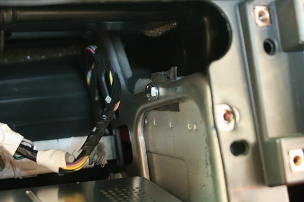 SIRIUS PLUG AND PLAY FOR 05 up Mustang-img_3913.jpg