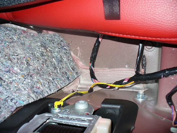 SIRIUS PLUG AND PLAY FOR 05 up Mustang-sirius-pics-006.jpg