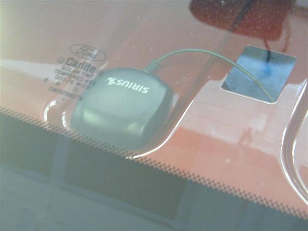 Satellite Radio Antenna Mounting Location Options-p7240033.jpg