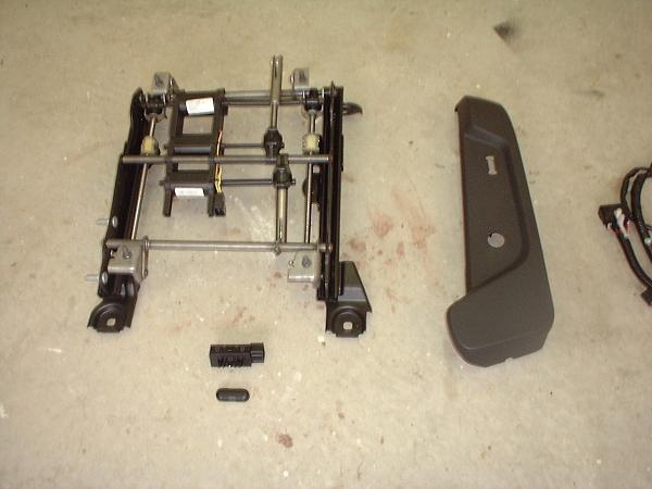KC: Need your help for Power Passenger Seat-seat-parts.jpg