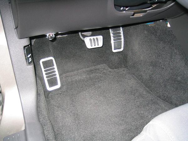 Custom dead pedal/footrest, UPR style!-143_4315_c.jpg