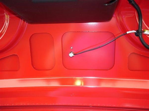 SIRIUS PLUG AND PLAY FOR 05 up Mustang-dsc02919.jpg