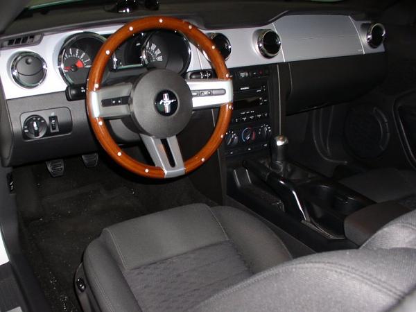 2005+ Wooden Steering Wheel-06-05-08-01b.jpg