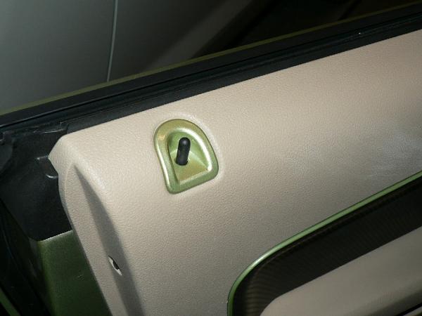 Inside touch up-door-paint-r2.jpg