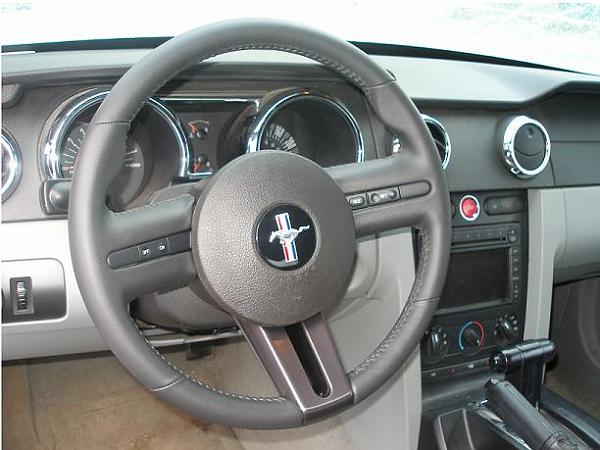 Bullitt steering wheel installed-wh1.jpg