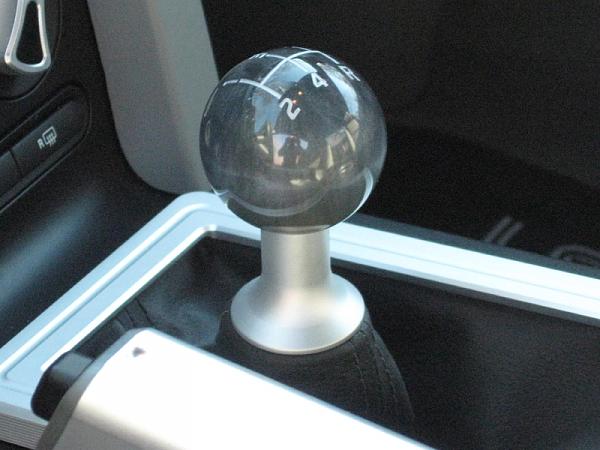 Shift Knobs to match your Mustang-img_0468_1.jpg