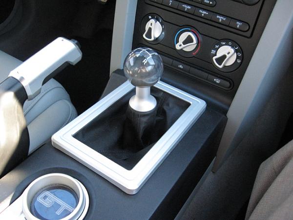 Shift Knobs to match your Mustang-img_0472_1.jpg