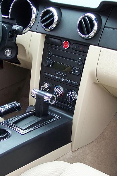 Chrome Shaker buttons???-radio_swap_before.jpg
