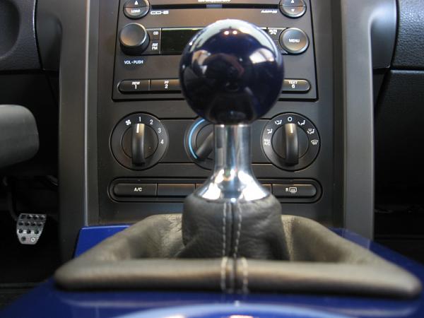 Shift Knobs to match your Mustang-img_04421.jpg