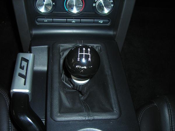 Shift Knobs to match your Mustang-dscn0187.jpg