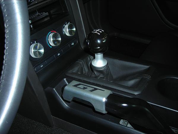 Shift Knobs to match your Mustang-dscn0188.jpg