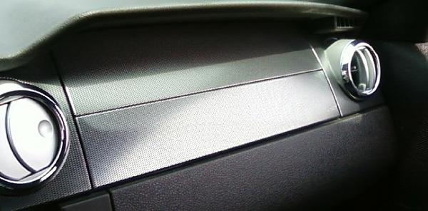 Pics of carbon fiber IUP dash-dash.jpg