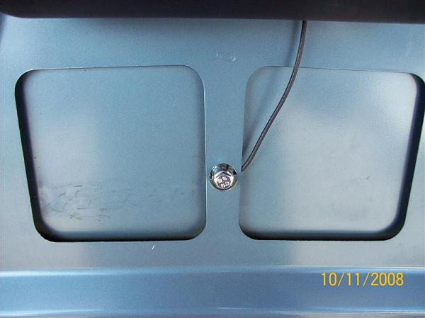 SIRIUS PLUG AND PLAY FOR 05 up Mustang-102_0002-medium-.jpg