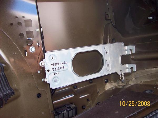 SIRIUS PLUG AND PLAY FOR 05 up Mustang-102_0002-medium-.jpg