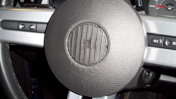 Steering wheel emblem HELP!, How do you remove it?-emblem-008-medium-.jpg