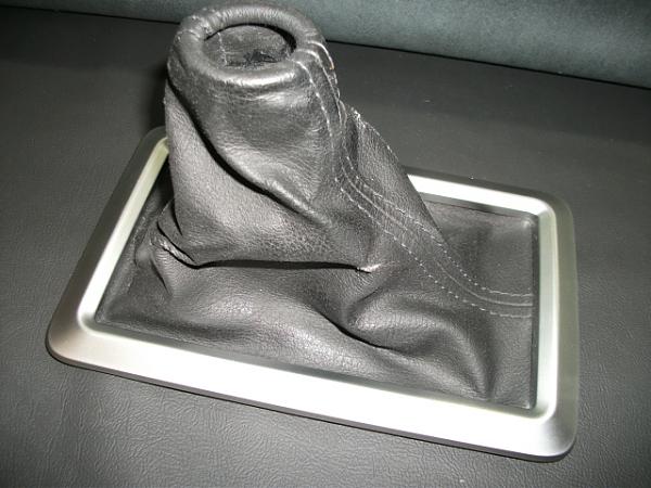 Padded Leather Console Armrests, Shift Boots and E-Brake covers-dscf1362.jpg