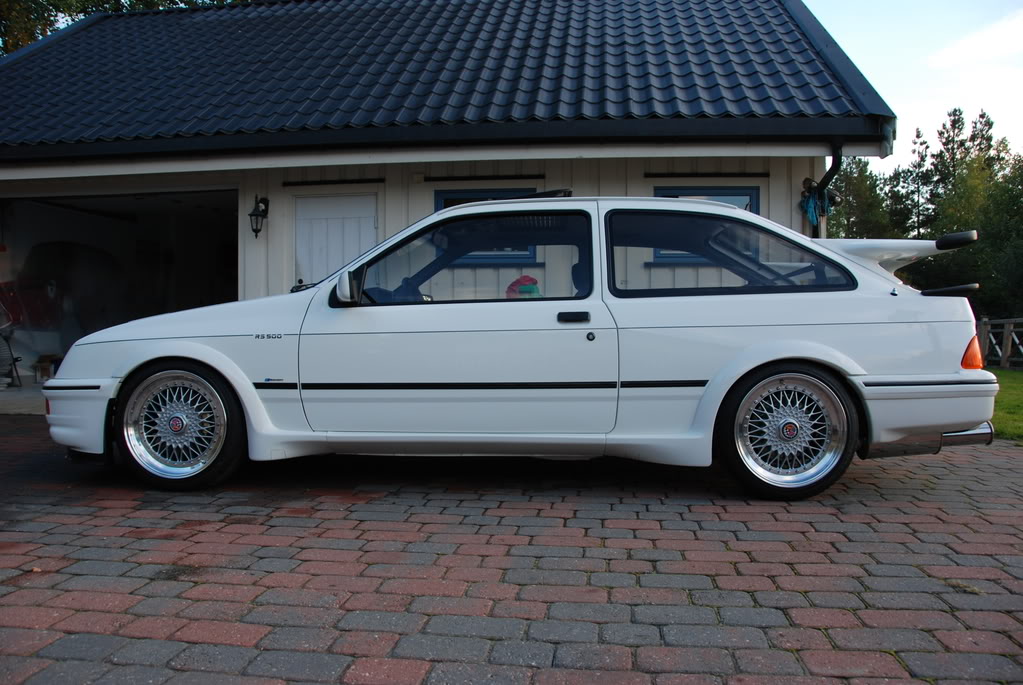 Name:  cosworth051.jpg
Views: 246
Size:  156.8 KB
